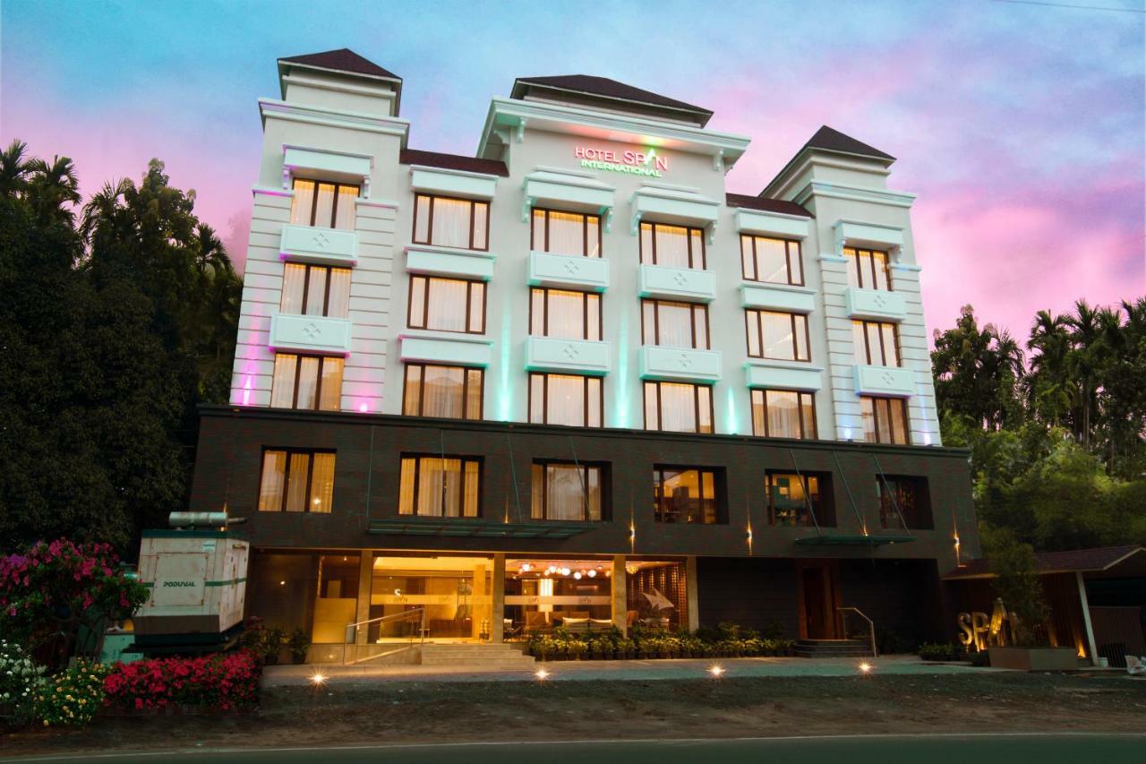 Hotel Span International Kochi Eksteriør billede