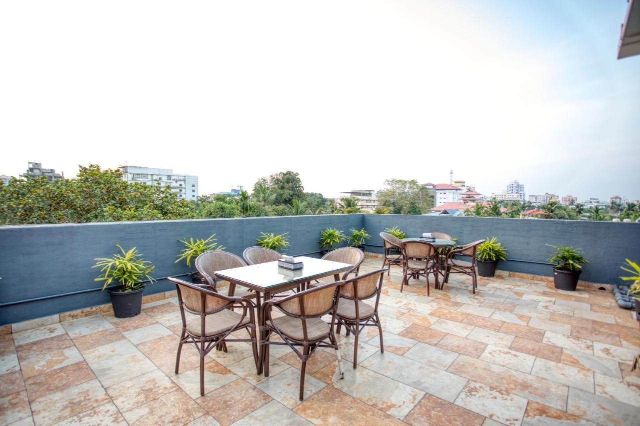 Hotel Span International Kochi Eksteriør billede