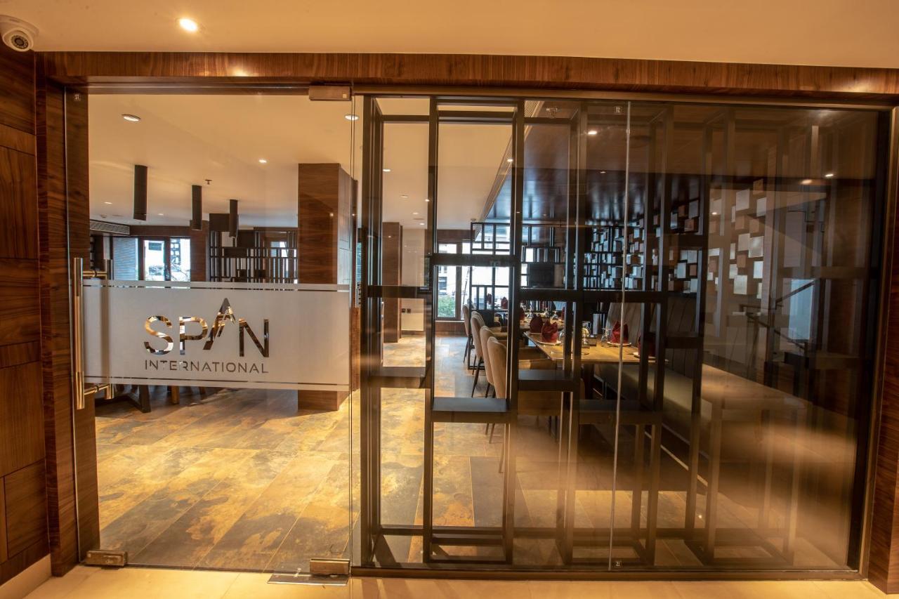Hotel Span International Kochi Eksteriør billede